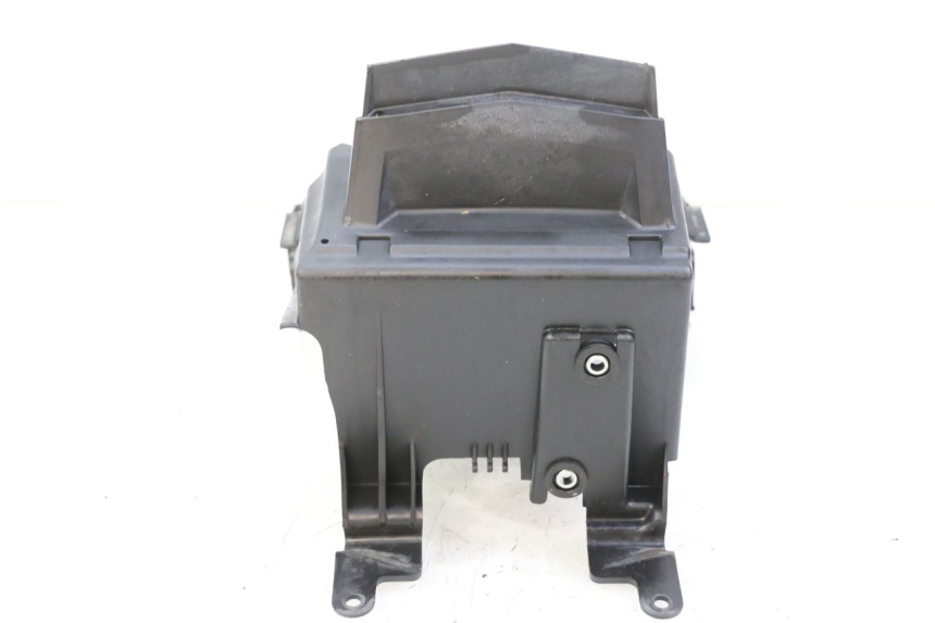 photo de PASE RUEDA TRASERO YAMAHA XJ6 600 (2008 - 2016)