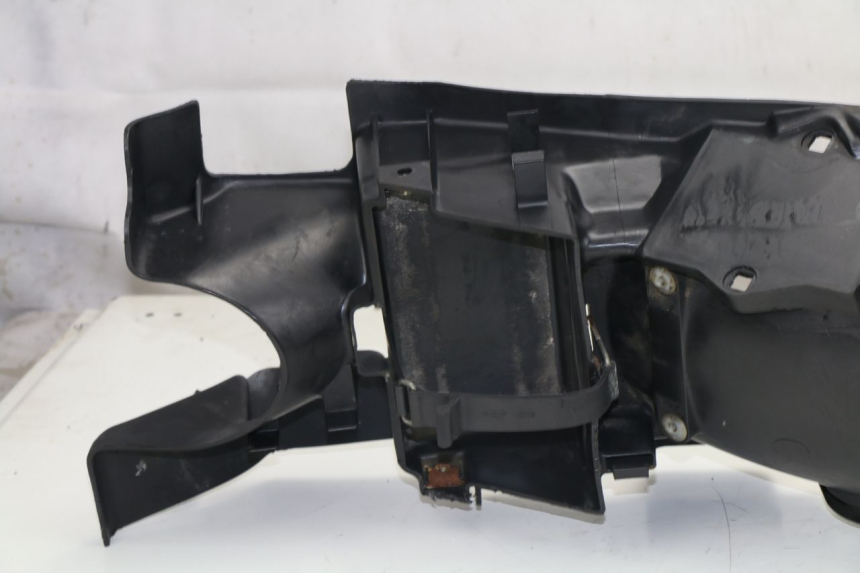 photo de PASE RUEDA TRASERO YAMAHA XJS DIVERSION 600 (1997 - 1999)