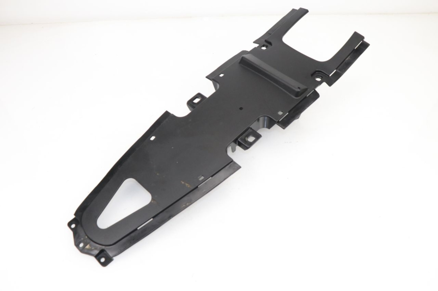 photo de PASE RUEDA TRASERO YAMAHA YZF R 125 (2008 - 2013)