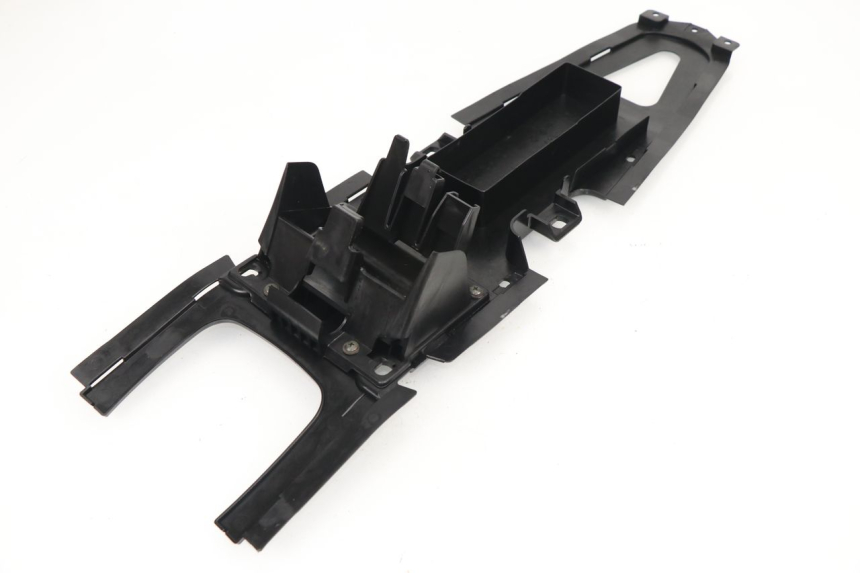 photo de PASE RUEDA TRASERO YAMAHA YZF R 125 (2008 - 2013)
