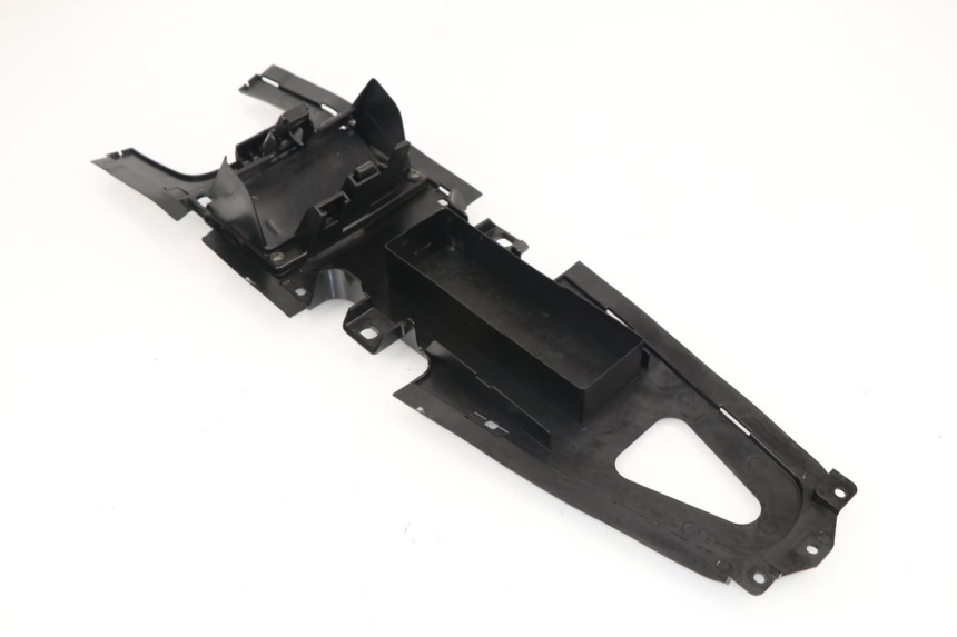 photo de PASE RUEDA TRASERO YAMAHA YZF R 125 (2008 - 2013)