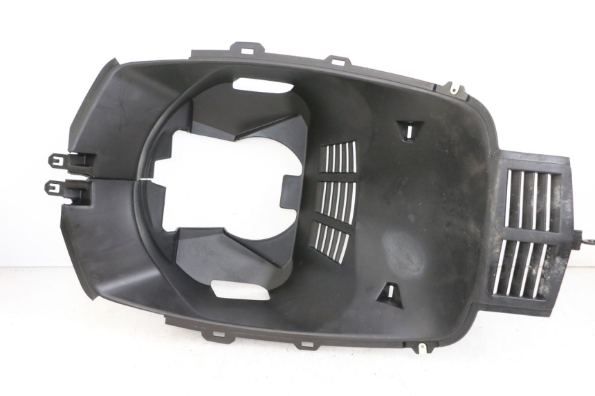 photo de PASE RUEDA DELANTERO PEUGEOT CITYSTAR 50 (2013 - 2017)