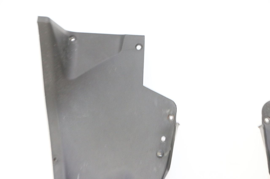 photo de PASE RUEDA DELANTERO PIAGGIO MP3 RL 250 (2007 - 2010)
