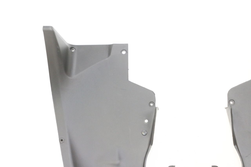 photo de PASE RUEDA DELANTERO PIAGGIO MP3 RL 250 (2007 - 2010) - Inspección visual detallada