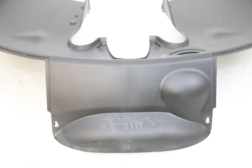 photo de PASE RUEDA DELANTERO PIAGGIO MP3 RL 250 (2007 - 2010) - Detalles de los puntos de fijación