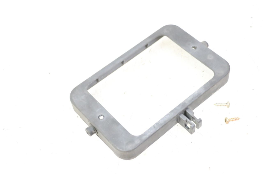 photo de FARO SOPORTES SUZUKI CP 80 (1985 - 1996)