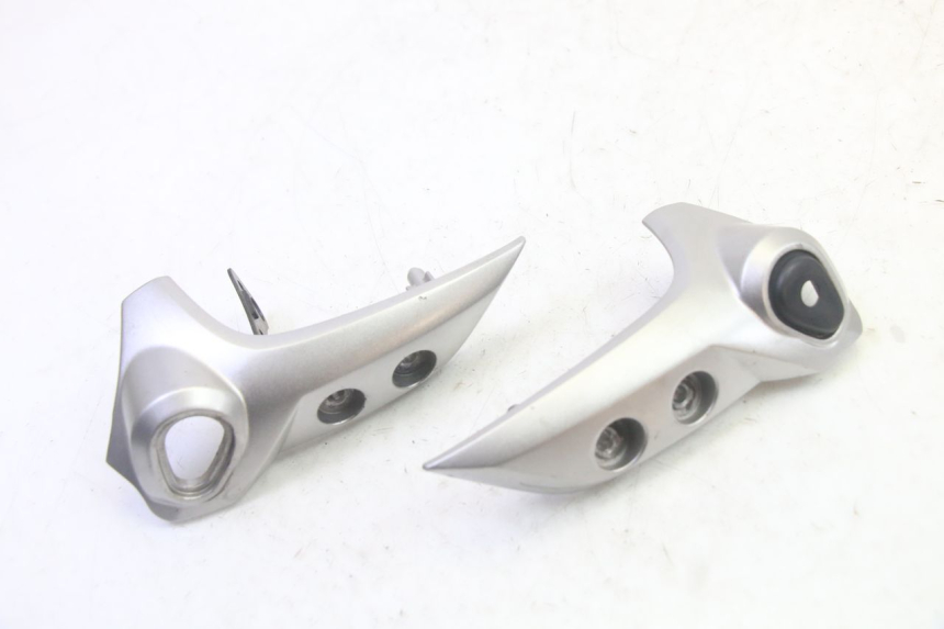 photo de PATILLA DE FARO YAMAHA FZ6 N FAZER 600 (2004 - 2006)