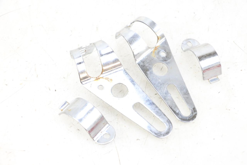 photo de FARO SOPORTES SUZUKI GSF N BANDIT 600 (1996 - 1999) - Detalle de la pieza