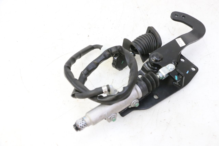 photo de PEDAL FRENO PIAGGIO MP3 HPE 310 (2024 - 2025)