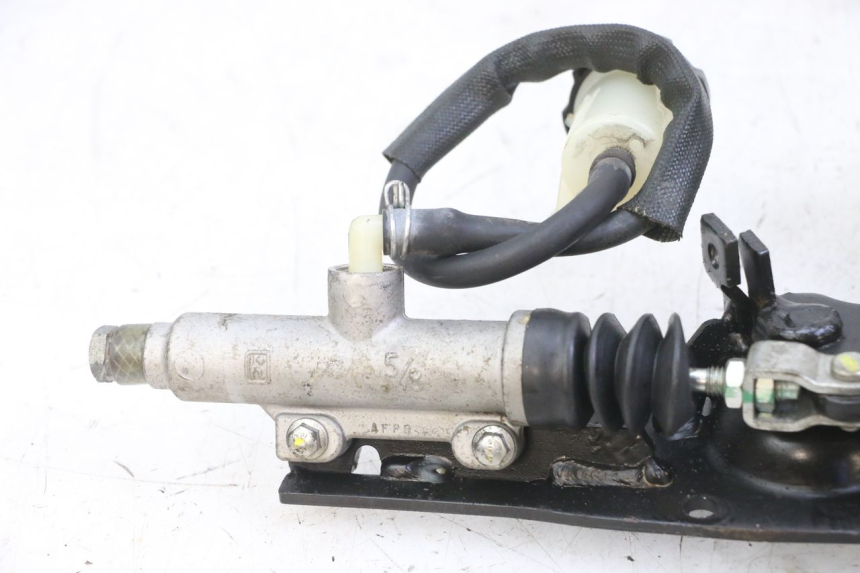 photo de PEDAL FRENO PIAGGIO MP3 LT 300 (2010 - 2016)