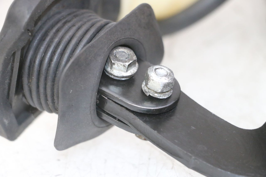 photo de PEDAL DE FRENO PIAGGIO MP3 LT 400 (2007 - 2012)