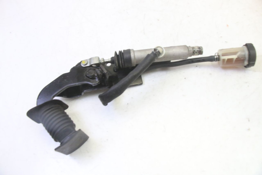 photo de PEDAL DE FRENO PIAGGIO MP3 LT 300 (2010 - 2016)