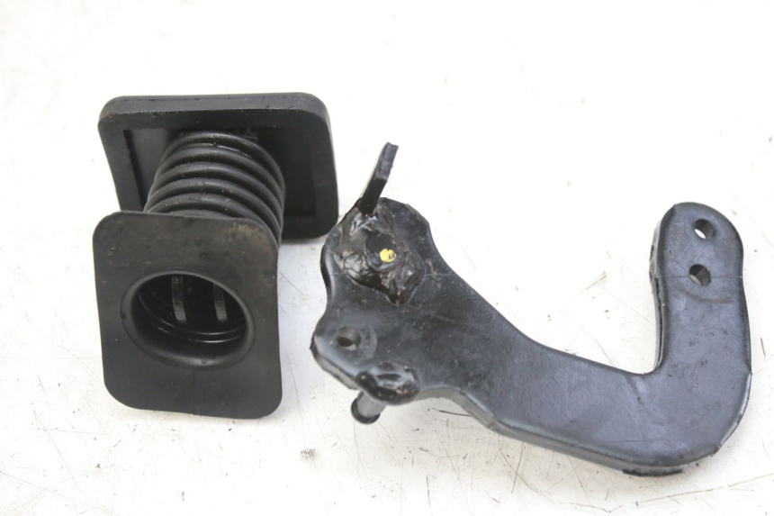 photo de PEDAL DE FRENO PIAGGIO MP3 RL 250 (2007 - 2010)