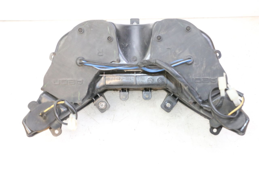 photo de FARO DELANTERO QUADRO 4 4D 350 (2015 - 2018)