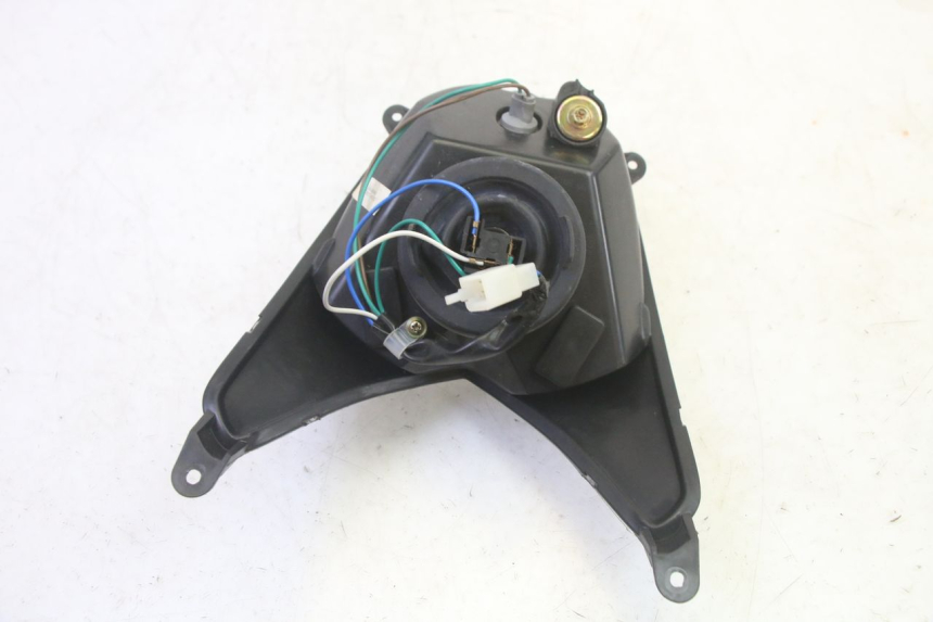 photo de FARO DELANTERO KYMCO AGILITY 4T 50 (2018 - 2022) - Detalles de los puntos de fijación