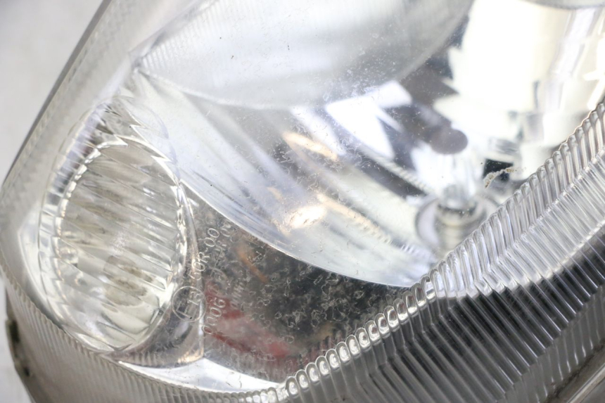 photo de FARO DELANTERO SUZUKI BURGMAN 125 (2007 - 2014)