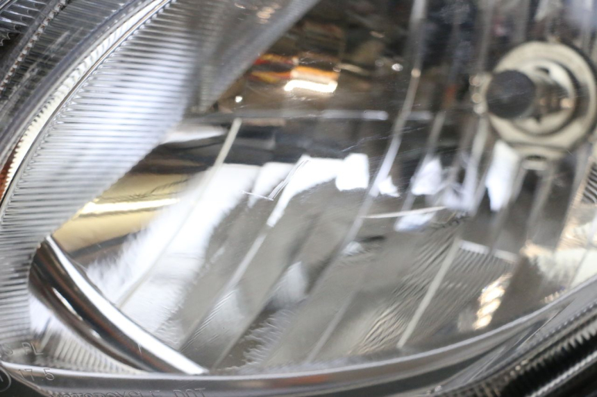 photo de FARO DELANTERO SUZUKI BURGMAN 650 (2013 - 2020)