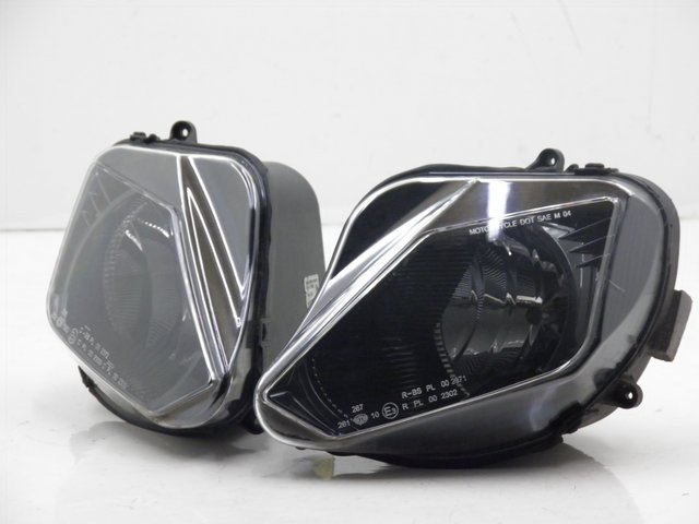 photo de FARO DELANTERO DERBI GP MAX 250 (2006 - 2008)
