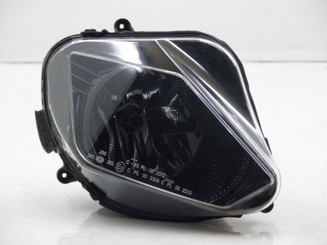 photo de FARO DELANTERO DERBI GP MAX 250 (2006 - 2008)