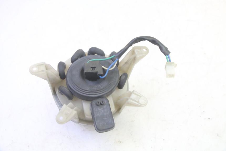 photo de FARO DELANTERO PEUGEOT DJANGO 4T 50 (2014 - 2019) - Primer plano técnico