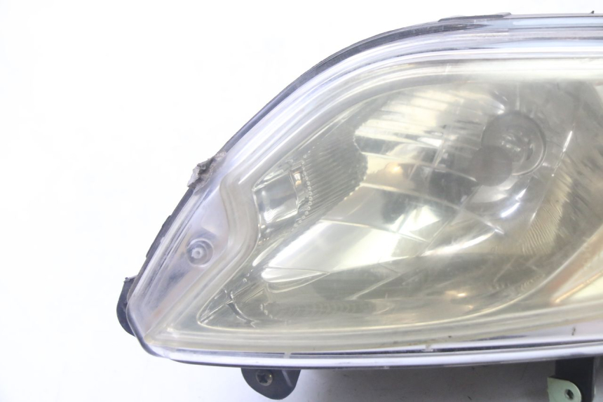 photo de FARO DELANTERO DERECHO PEUGEOT CITYSTAR 50 (2013 - 2017)