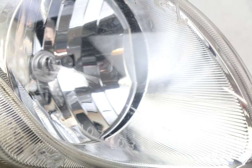 photo de FARO DELANTERO DERECHO HONDA FJS SILVERWING SILVER WING 400 (2009 - 2016)