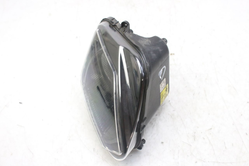 photo de FARO DELANTERO DERECHO DERBI GPR 50 (2004 - 2009)