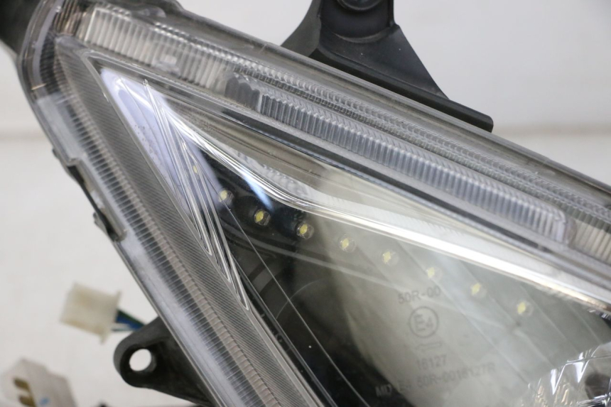 photo de FARO DELANTERO DERECHA SYM JOYMAX 125 (2010 - 2017)