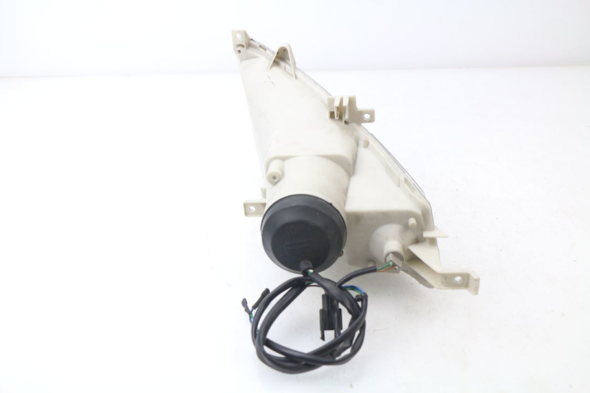 photo de FARO DELANTERO DERECHA PEUGEOT JET FORCE CARBU 50 (2003 - 2016)