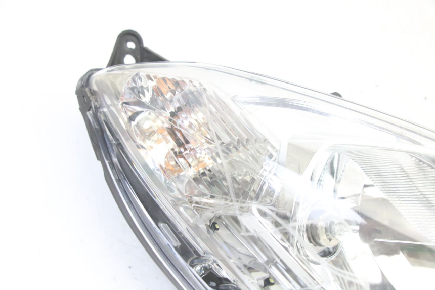 photo de FARO DELANTERO DERECHA PEUGEOT SATELIS 125 (2013 - 2018)