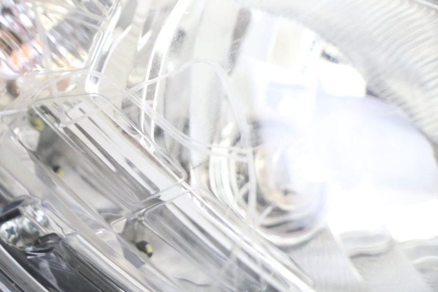 photo de FARO DELANTERO DERECHA PEUGEOT SATELIS 125 (2013 - 2018)