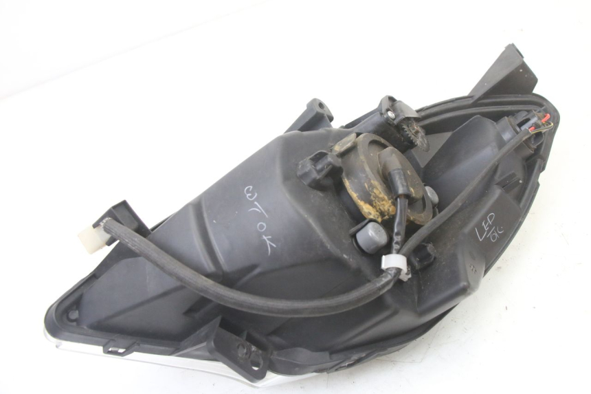photo de FARO DELANTERO DERECHA PEUGEOT SATELIS 125 (2013 - 2018)