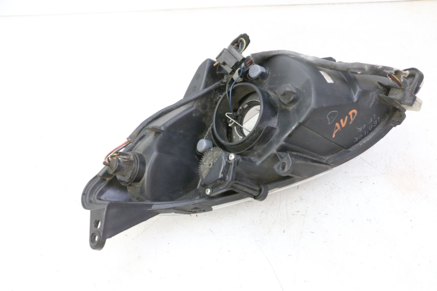 photo de FARO DELANTERO DERECHA PEUGEOT SATELIS 125 (2013 - 2018)