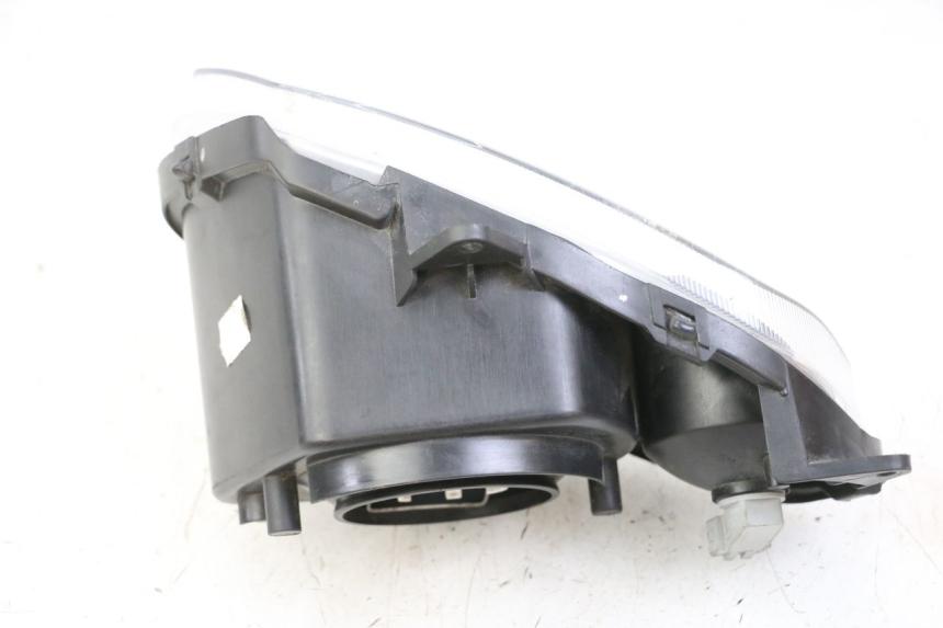 photo de FARO DELANTERO DERECHA YAMAHA TZR 50 (2008 - 2016)