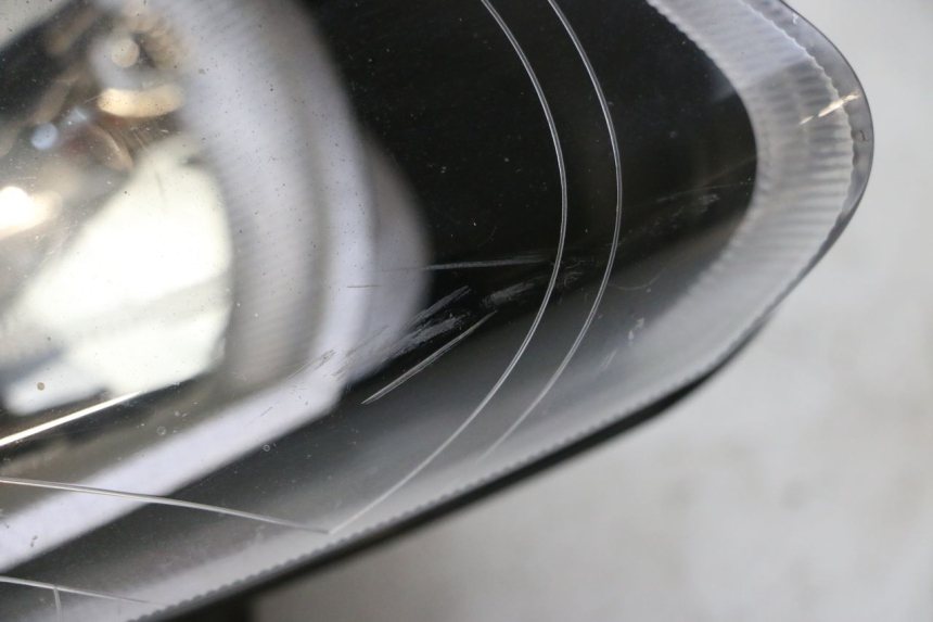 photo de FARO DELANTERO DERECHA YAMAHA TZR 50 (2008 - 2016)