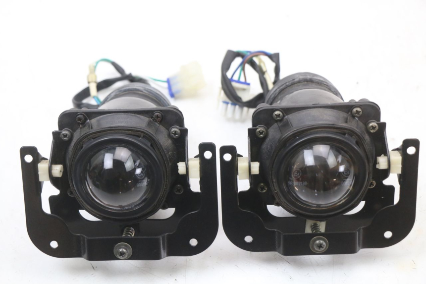 photo de Faros delanteros E-MAX 80L 1 (2011 - 2014)