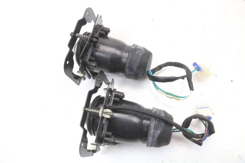 photo de Faros delanteros E-MAX 80L 1 (2011 - 2014)