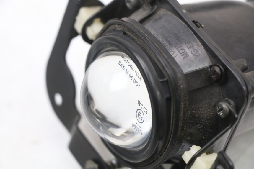 photo de Faros delanteros E-MAX 80L 1 (2011 - 2014)