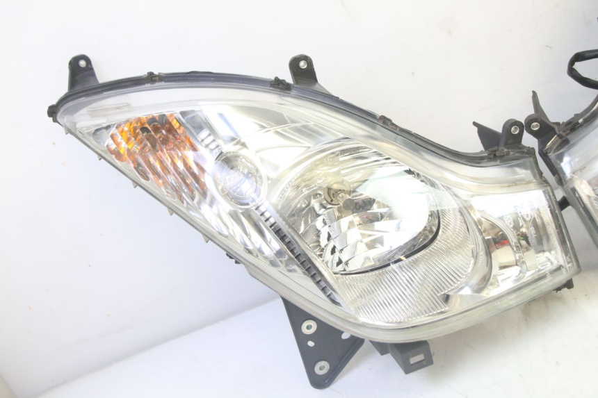 photo de FARO DELANTERO HONDA FES S-WING SWING ABS 125 (2007 - 2015)