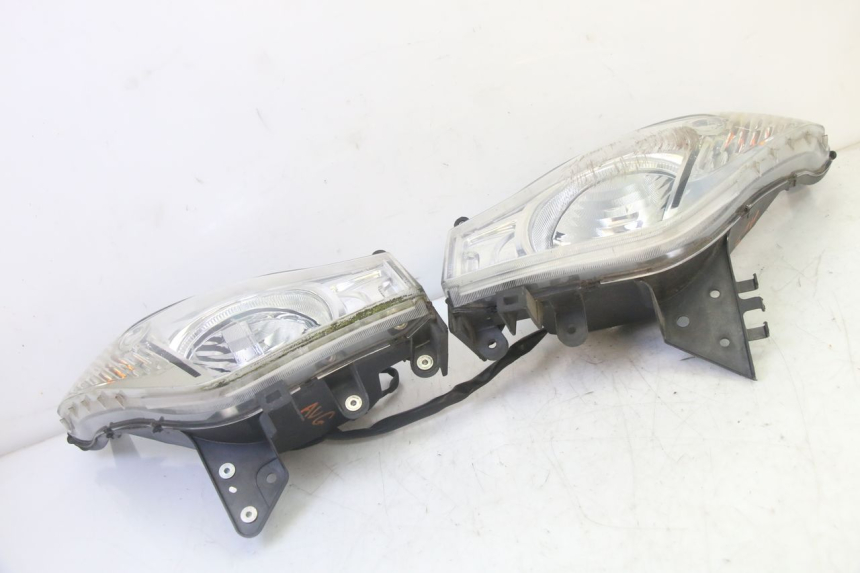 photo de FARO DELANTERO HONDA FES S-WING SWING ABS 125 (2007 - 2015)