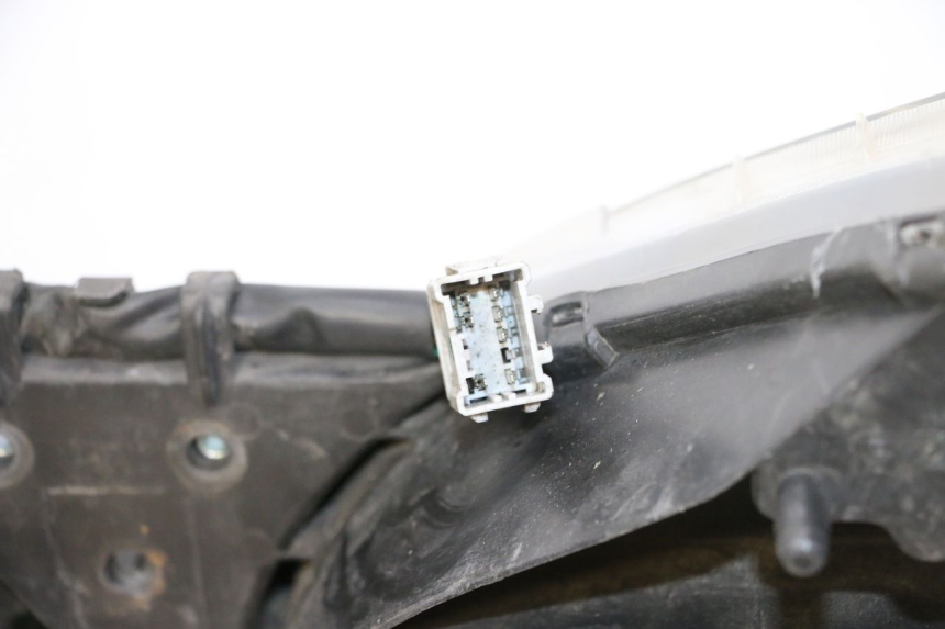 photo de FARO DELANTERO HONDA FES S-WING SWING ABS 125 (2007 - 2015)