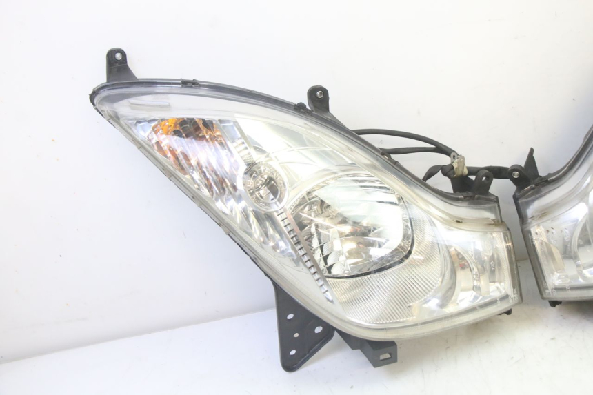 photo de FARO DELANTERO HONDA FES S-WING SWING ABS 125 (2007 - 2015)