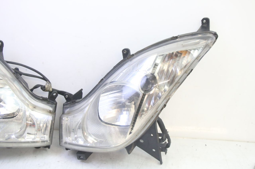 photo de FARO DELANTERO HONDA FES S-WING SWING ABS 125 (2007 - 2015)