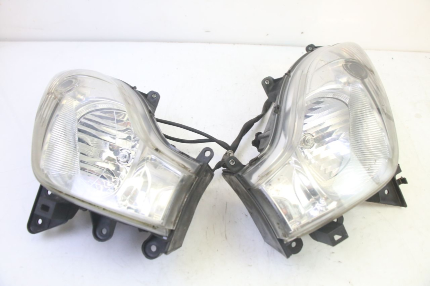 photo de FARO DELANTERO HONDA FES S-WING SWING ABS 125 (2007 - 2015)