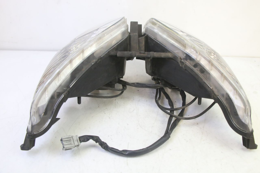 photo de FARO DELANTERO HONDA FES S-WING SWING ABS 125 (2007 - 2015)