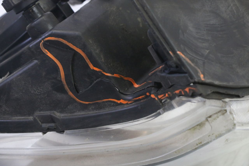 photo de FARO DELANTERO HONDA FES S-WING SWING ABS 125 (2007 - 2015)