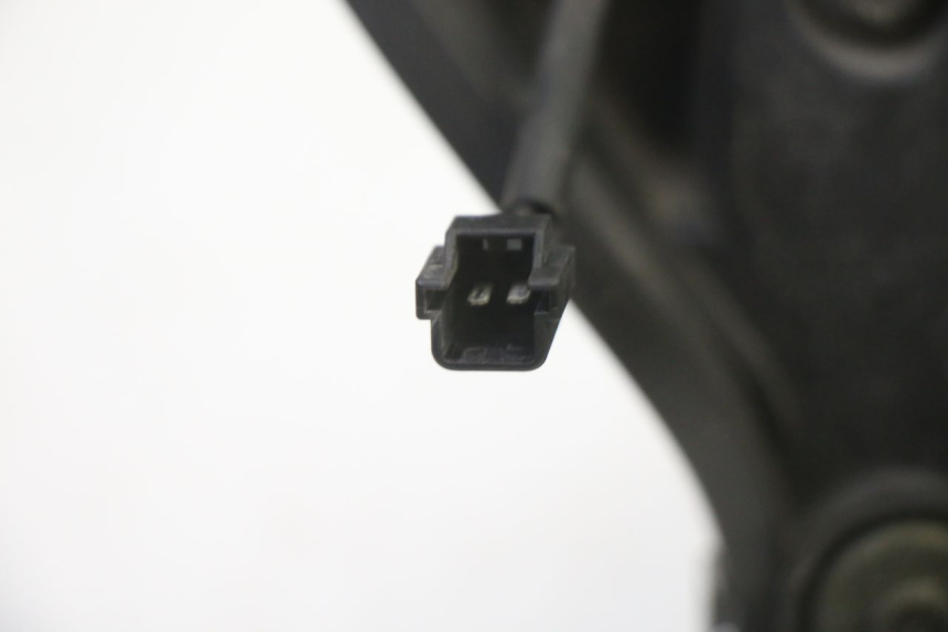 photo de FARO DELANTERO YAMAHA FZ6 FAZER S2 600 (2007 - 2011)