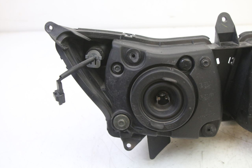 photo de FARO DELANTERO YAMAHA FZ6 FAZER S2 600 (2007 - 2011)