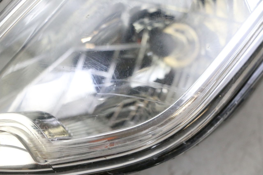 photo de FARO DELANTERO IZQUIERDO PEUGEOT CITYSTAR 50 (2013 - 2017)