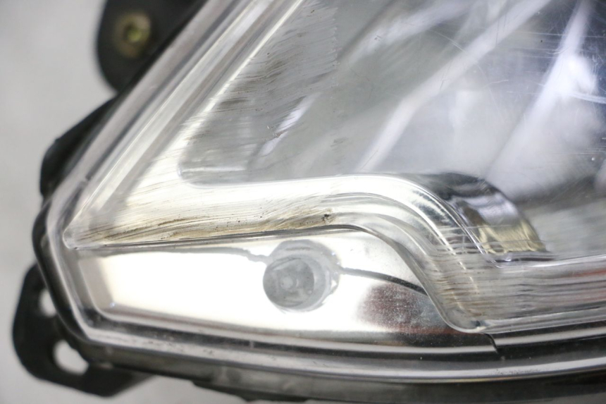 photo de FARO DELANTERO IZQUIERDO PEUGEOT CITYSTAR 50 (2013 - 2017)